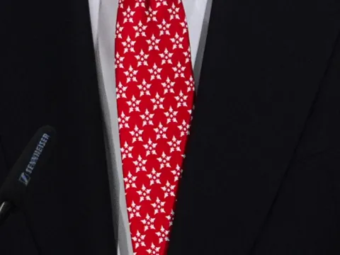 Cumhurbaşkanı Erdoğan'ın kırmızı kravatında KAAN detayı - fotoğraf 2