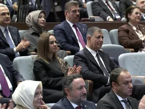 SON DAKİKA... İzmir AK Parti'ye geçiyor! Cumhurbaşkanı Erdoğan'dan önemli açıklamalar - fotoğraf 6