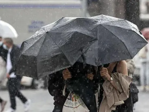 İstanbul'da hafta sonu yağış alarmı - fotoğraf 1