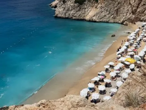 Tatil hayali suya düştü: 5 gece için bir servet isteniyor! - fotoğraf 1