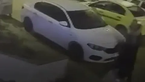 Taksici, evine bıraktığı müşteriyi silahla vurdu