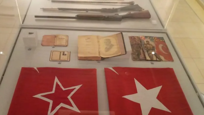 TARİHE IŞIK TUTAN MEKAN; İSKENDERUN DENİZ MÜZESİ 