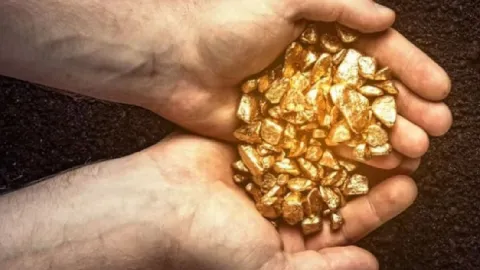 Tarlada buldukları tonlarca altın köylüye felaketi yaşattı