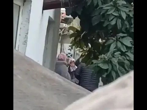 Torbacı neneler! Esenyurt’ta yaşlı kadın kuryelerin uyuşturucu trafiği - fotoğraf 2
