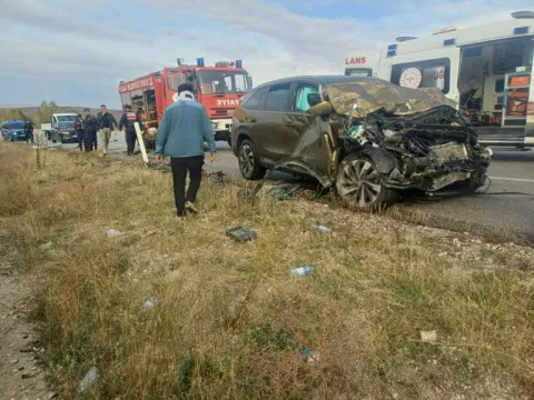 Çorum’da korkunç kaza! Otomobil ile cip çarpıştı: 4 can kaybı, 2 yaralı - fotoğraf 4