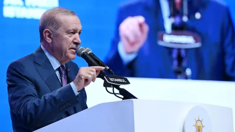 "Tekno oligarklar karşısında güvencemiz teknofest gençliği"
