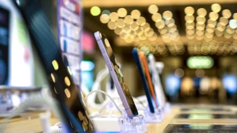 Telefon satışlarında rekor düşüş
