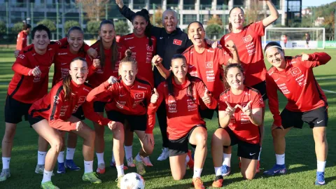 TFF açıkladı: Kadın Milli takımın maçı ücretsiz oldu