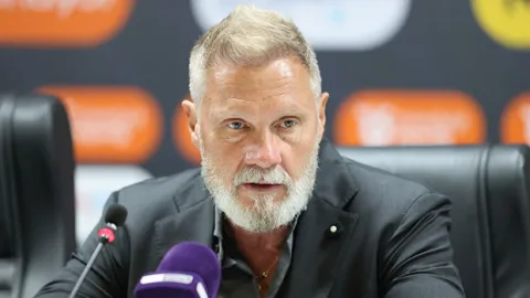 Thorsten Fink: 'Ben bir savaşçıyım, burada kalmak istiyorum!'