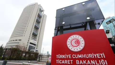 Ticaret Bakanlığı'ndan Türk markalarına küresel rekabette yeni destekler