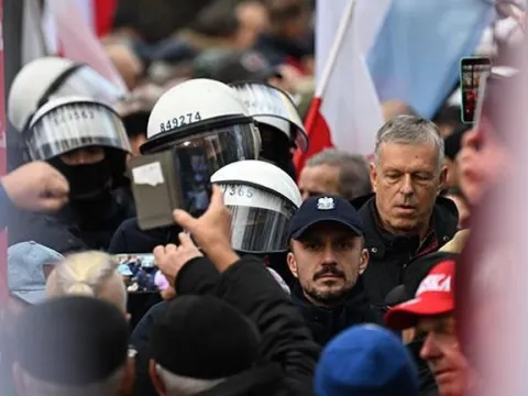 Polonya'da yargı krizi tırmanıyor! Cumhurbaşkanından acil çağrı - fotoğraf 3
