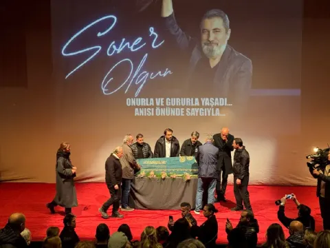 Soner Olgun'un cenazesi sonrası taziye krizi. Özlem Koldaş'tan Ayşecan Olgun'a tepki - fotoğraf 1