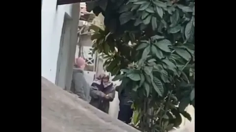 Torbacı neneler! Esenyurt’ta yaşlı kadın kuryelerin uyuşturucu trafiği