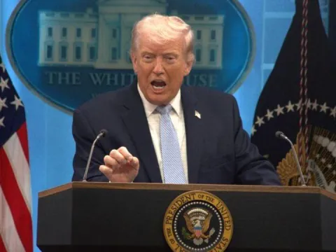 Trump'tan Zelenskiy'ye sert eleştiriler - fotoğraf 1