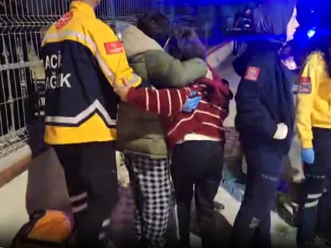 Maltepe'de 7 katlı bina çöktü! Arama kurtarma çalışmaları başladı - fotoğraf 3
