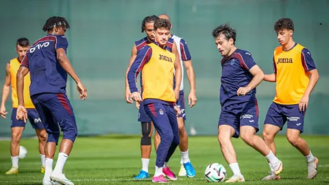 Trabzonspor'un KuPS maçı kadrosu açıklandı: 9 futbolcu yok!