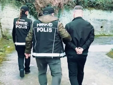 75 ilde uyuşturucu operasyonu: 1297 şüpheli yakalandı - fotoğraf 1