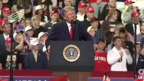 Trump, saldırıya uğrayan kadınla alay etti! ‘’Şişman, çirkin, erkek’’