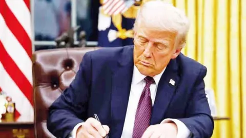 Trump’tan Kremlin’i sevindiren imza