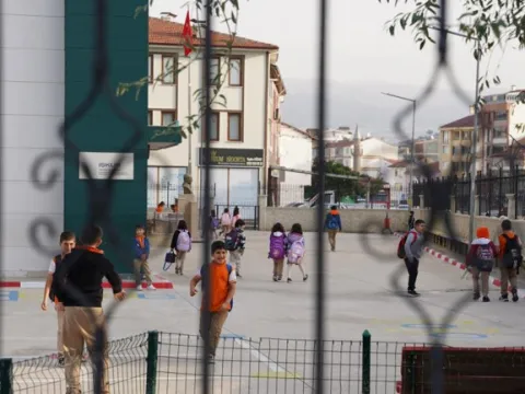 Tokat'ta kusma ve bulantı salgını: Bir günlük aranın ardından okullar yeniden açıldı - fotoğraf 3