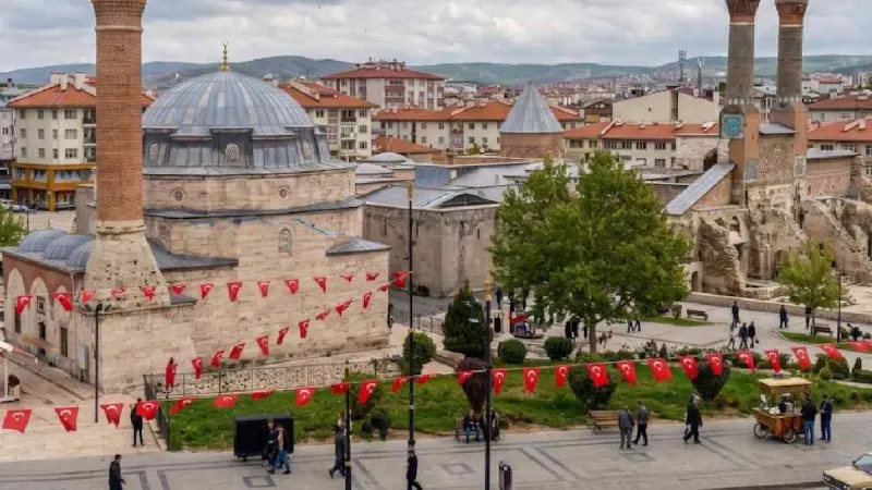 Turistler birden Sivas’a gitmeye başladı