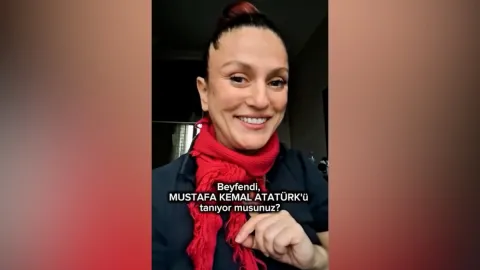 Türk aksanını eleştiren yolcuya hostesin Atatürklü yanıtı sosyal medyada gündem oldu