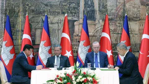 Türkiye ile Kamboçya arasında 'Askeri Çerçeve Anlaşması' imzalandı