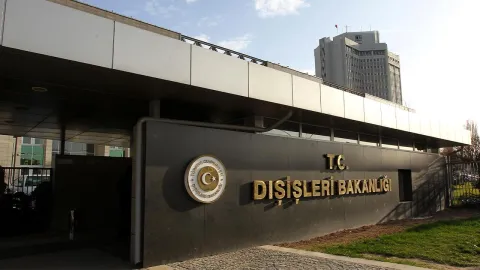 Türkiye, Mısır, Pakistan ve Suudi Arabistan Riyad'daki saldırılara tepki gösterdi