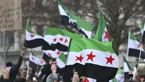 Türkiye ve Osmanlı ifadeleri değişti: Suriye’de yeni yönetim müfredata da yansıdı