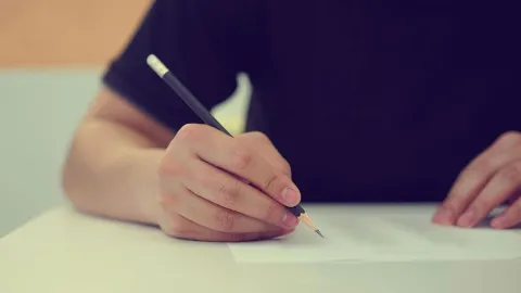 Türkiye Yurt Dışından Öğrenci Kabul Sınavı pazar günü yapılacak