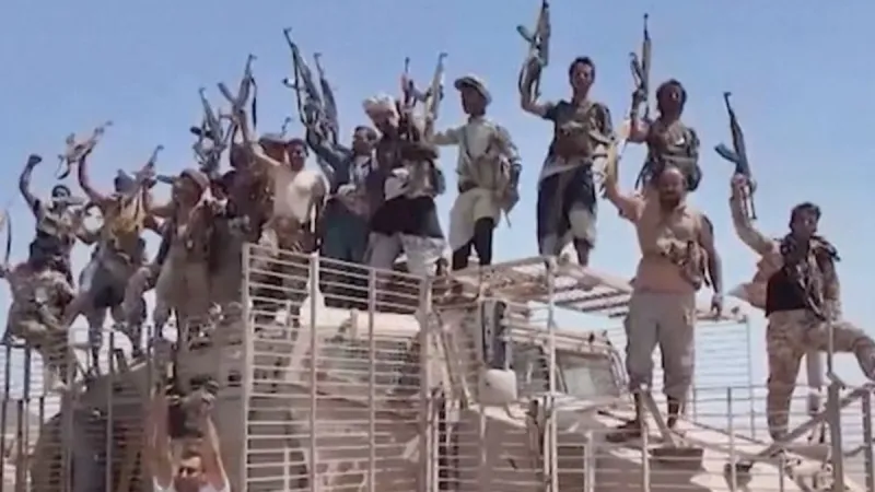 Türkiye'nin ittifak ortağı Yemen'deki savaşa dahil oldu