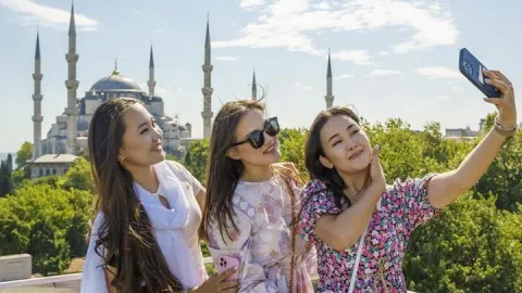 Türkiye'nin turizm geliri üçüncü çeyrekte 25,5 milyar doları aştı