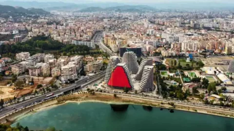 Türklerin yeni İstanbul’u seçildi: Tabelalar bile Türkçe oldu, valizini alan buraya koştu
