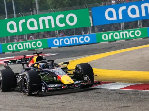 Singapur'da sprint yarışını Verstappen kazandı! - fotoğraf 2