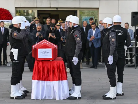 Şehit polis Türkoğlu için tören düzenlendi - fotoğraf 2