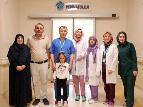 Anne karnında kan nakli ile ikinci çocuğunu kucağına aldı - fotoğraf 1