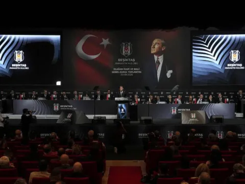 Beşiktaş'ta olağanüstü seçimli genel kurul! - fotoğraf 1