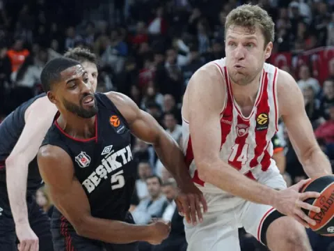 Beşiktaş, Olympiakos'u devirdi! - fotoğraf 1