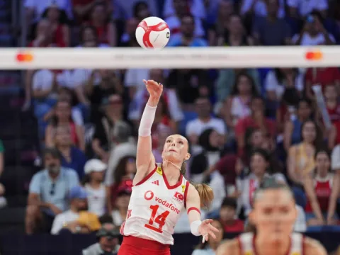 Kaptan Eda Erdem: Voleybol hayatımın doğal ve vazgeçilmez bir parçası - fotoğraf 5