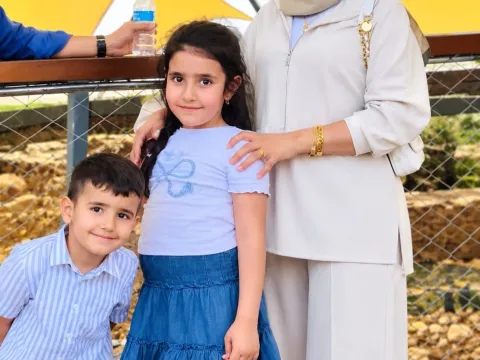 Bu fotoğrafta gülümseyen herkes yaşamını yitirdi - fotoğraf 3