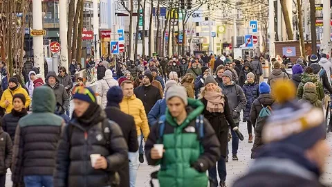 Ülkenin nüfusu çöktü: 1 yıl olmadan 500 bin azaldı