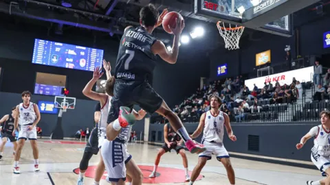 Ülker Basketbol Gençler Ligi Erkekler Kategorisinde birinci pencere tamamlandı!