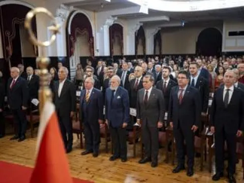 Okan Buruk, Batrakov için kararını verdi - fotoğraf 1