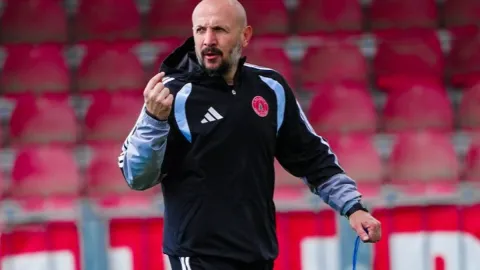 Ümraniyespor'da teknik direktör ayrılığı