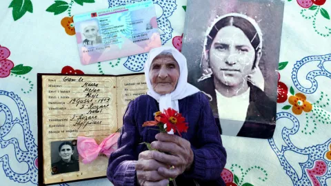 Umurunda değil ama dünyanın en yaşlı kadını. 117 yaşındaki Kamile nine doktor yüzü bile görmedi