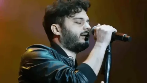 Ünlü şarkıcı İlyas Yalçıntaş'ın uyuşturucudan 10 yıla kadar hapsi isteniyor