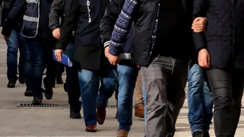 Uşak merkezli yasa dışı bahis operasyonu: 25 gözaltı
