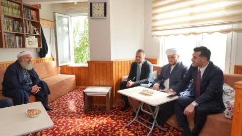Üsküdar’ın yeni başkan vekilinden ilk ziyaret İsmailağa Cemaati’ne