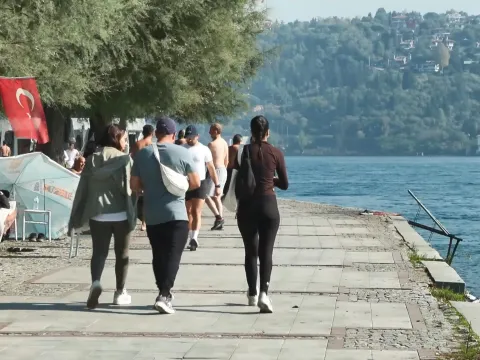 İstanbul'da pastırma yazı sürprizi: Ekim ayında Boğaz'da deniz keyfi! - fotoğraf 1