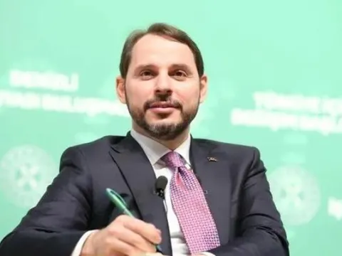 Berat Albayrak'ın avukatından iftiralara yanıt: "Dava açacağız" - fotoğraf 1